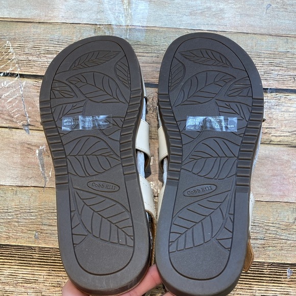 Cobb Hill Zion 2 Piece Sandal NWT - Picture 5 of 6